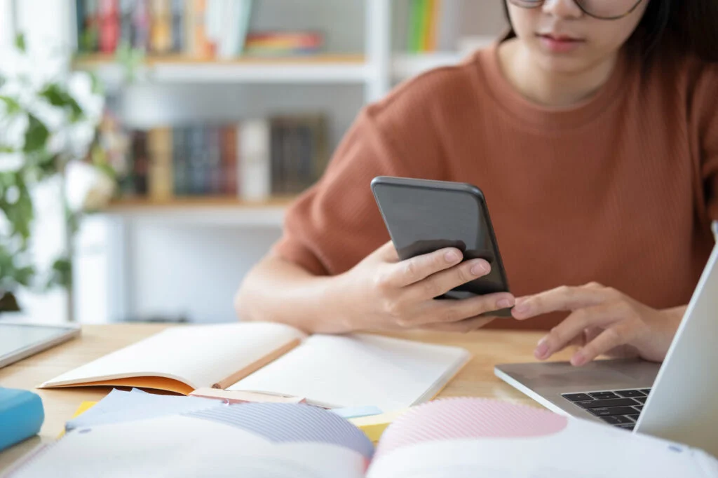 Crea e pubblica post in modo coerente